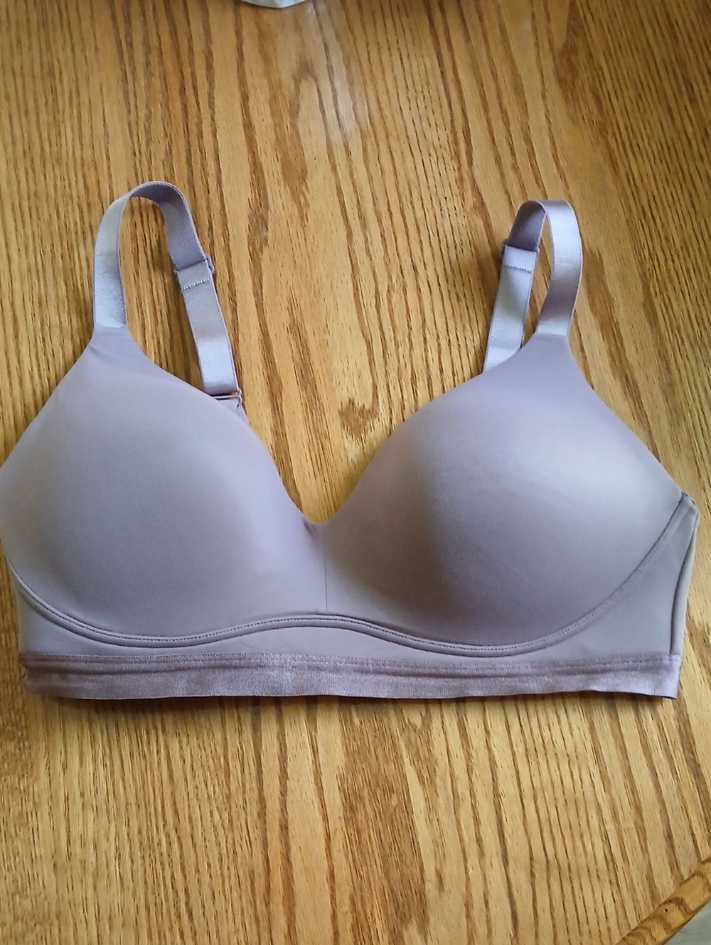 Like new Wireless  Ambrielle Full coverage T Shirt Bra 38C